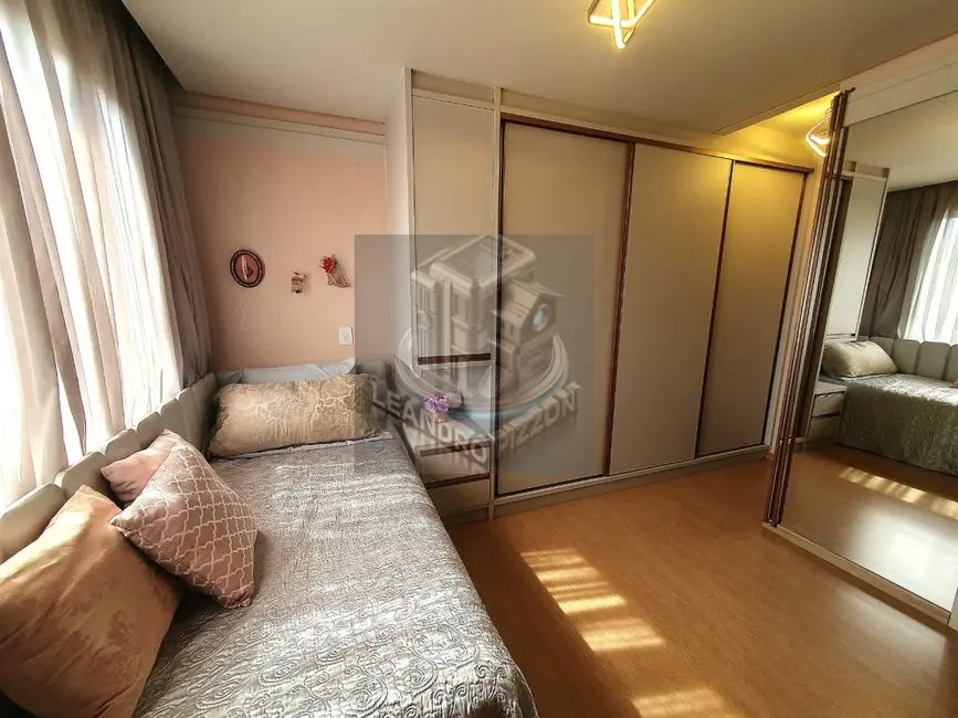 Apartamento com 3 quartos à venda, 156m2 em Bela Suiça, Londrina - PR - imagem 7 Foto 7 de Apartamento com 3 quartos à venda, 156m2 em Bela Suiça, Londrina - PR