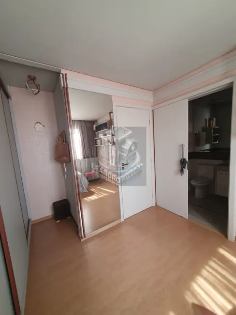 Apartamento com 3 quartos à venda, 156m2 em Bela Suiça, Londrina - PR - imagem 2 Foto 2 de Apartamento com 3 quartos à venda, 156m2 em Bela Suiça, Londrina - PR