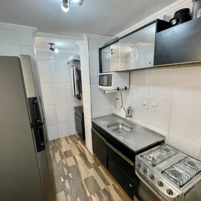 Apartamento com 2 quartos à venda, 44m2 em São Bento, Aruja - SP - imagem 2 Foto 2 de Apartamento com 2 quartos à venda, 44m2 em São Bento, Aruja - SP