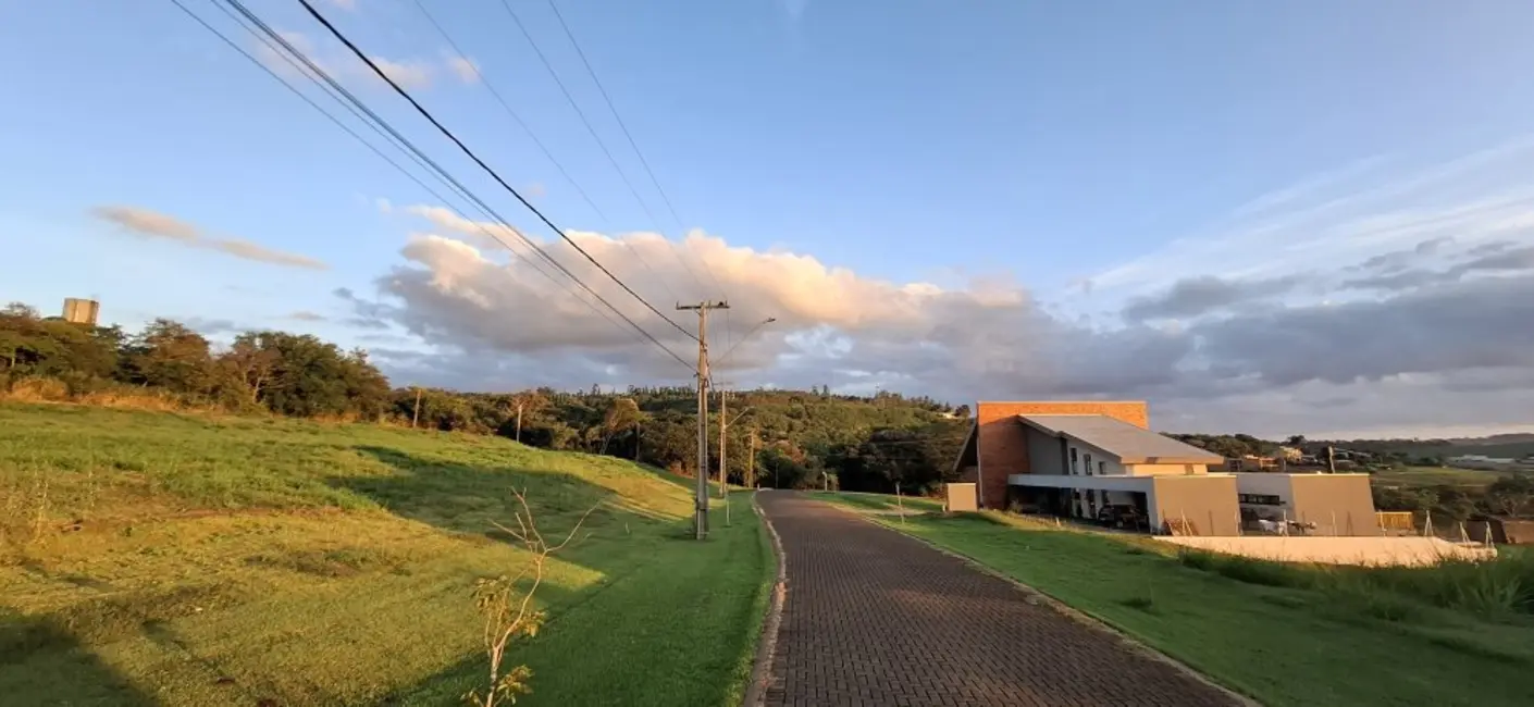 Terreno / Lote à venda, 2487m2 em Sertanopolis - PR - imagem 3 Foto 3 de Terreno / Lote à venda, 2487m2 em Sertanopolis - PR