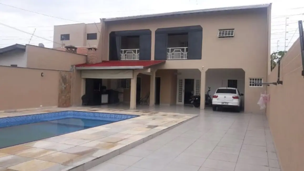 Foto 3 de Sobrado com 3 quartos à venda, 190m2 em Conjunto Café, Londrina - PR