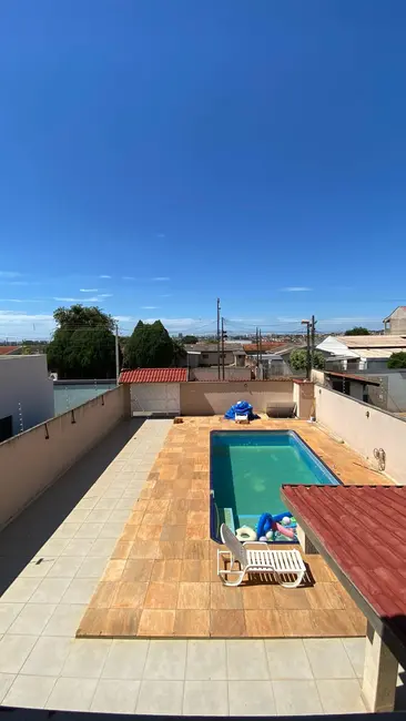 Foto 8 de Sobrado com 3 quartos à venda, 190m2 em Conjunto Café, Londrina - PR