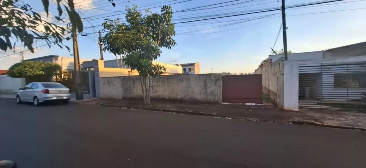 Foto 7 de Terreno / Lote à venda, 390m2 em Santos Dumont, Londrina - PR