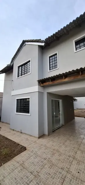 Foto 8 de Sobrado com 3 quartos à venda, 250m2 em Jardim Maria Luiza, Londrina - PR