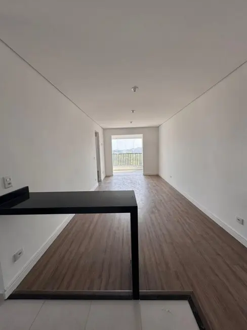 Foto 4 de Apartamento com 2 quartos para alugar, 58m2 em Jordanópolis, Aruja - SP