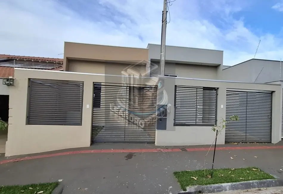 Casa com 3 quartos à venda, 125m2 em Jardim São Paulo, Londrina - PR - imagem 2 Foto 2 de Casa com 3 quartos à venda, 125m2 em Jardim São Paulo, Londrina - PR
