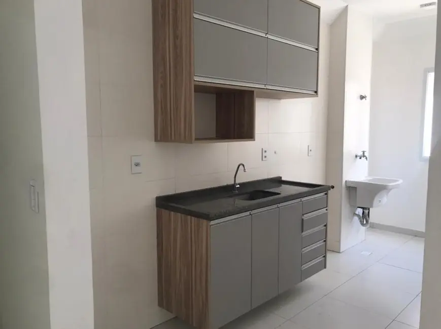 Foto 5 de Apartamento com 2 quartos para alugar, 57m2 em Jordanópolis, Aruja - SP