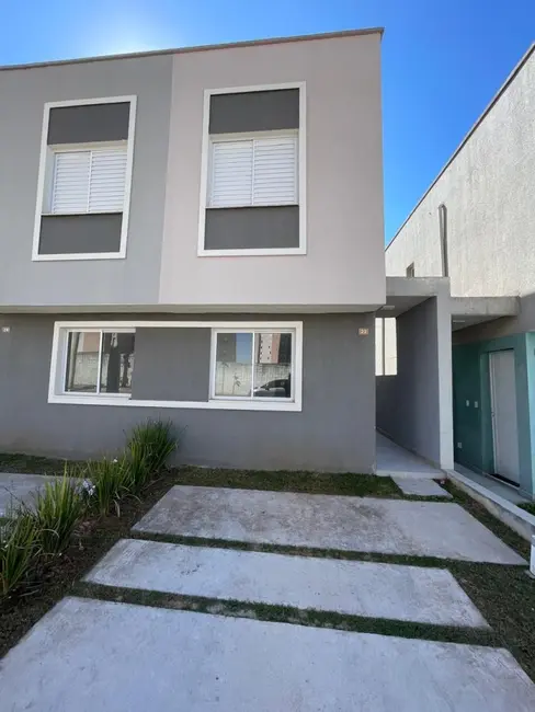 Casa de Condomínio com 2 quartos para alugar, 57m2 em Arujá Center Ville, Aruja - SP - imagem 2 Foto 2 de Casa de Condomínio com 2 quartos para alugar, 57m2 em Arujá Center Ville, Aruja - SP