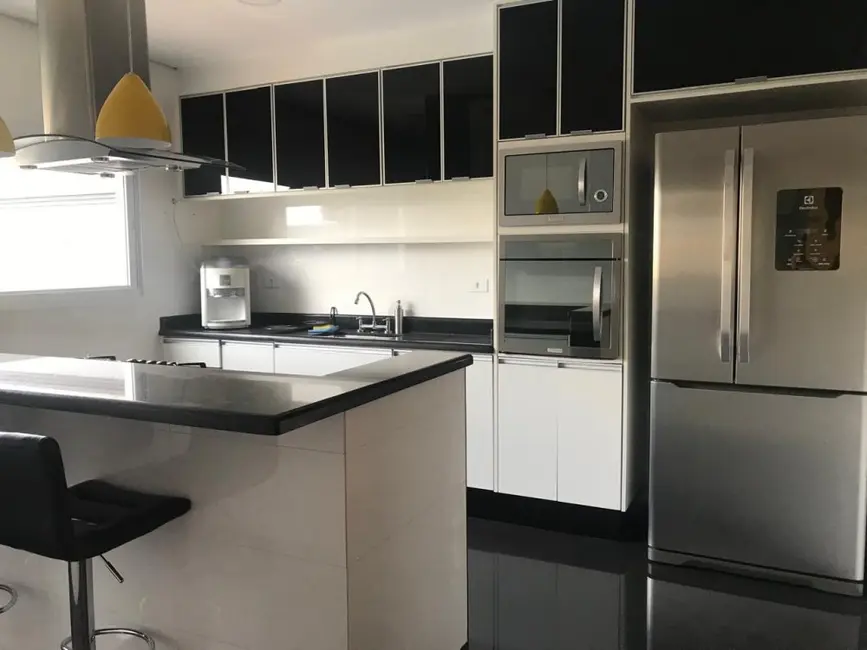 Foto 9 de Casa com 3 quartos para alugar, 330m2 em Jardim Fazenda Rincão, Aruja - SP