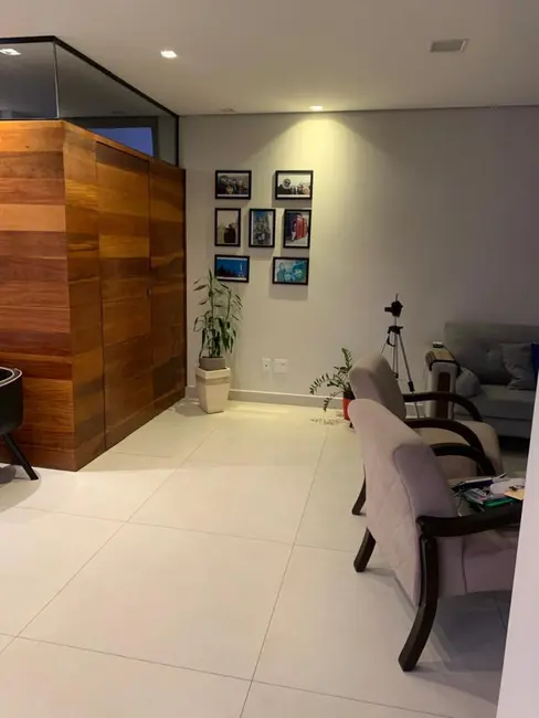 Foto 6 de Casa com 4 quartos para alugar, 330m2 em Jardim Fazenda Rincão, Aruja - SP