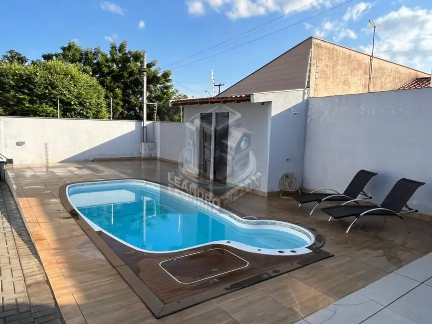 Foto 7 de Casa com 3 quartos à venda, 136m2 em Jardim Planalto, Londrina - PR