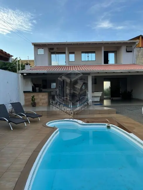 Foto 6 de Casa com 3 quartos à venda, 136m2 em Jardim Planalto, Londrina - PR