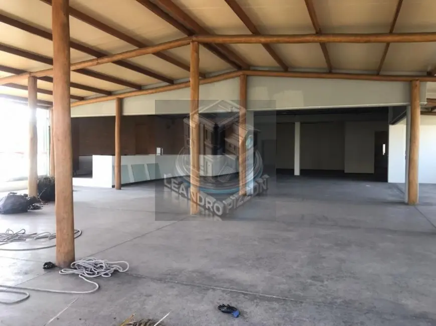 Foto 2 de Loja para alugar, 600m2 em Jardim Rincão, Aruja - SP