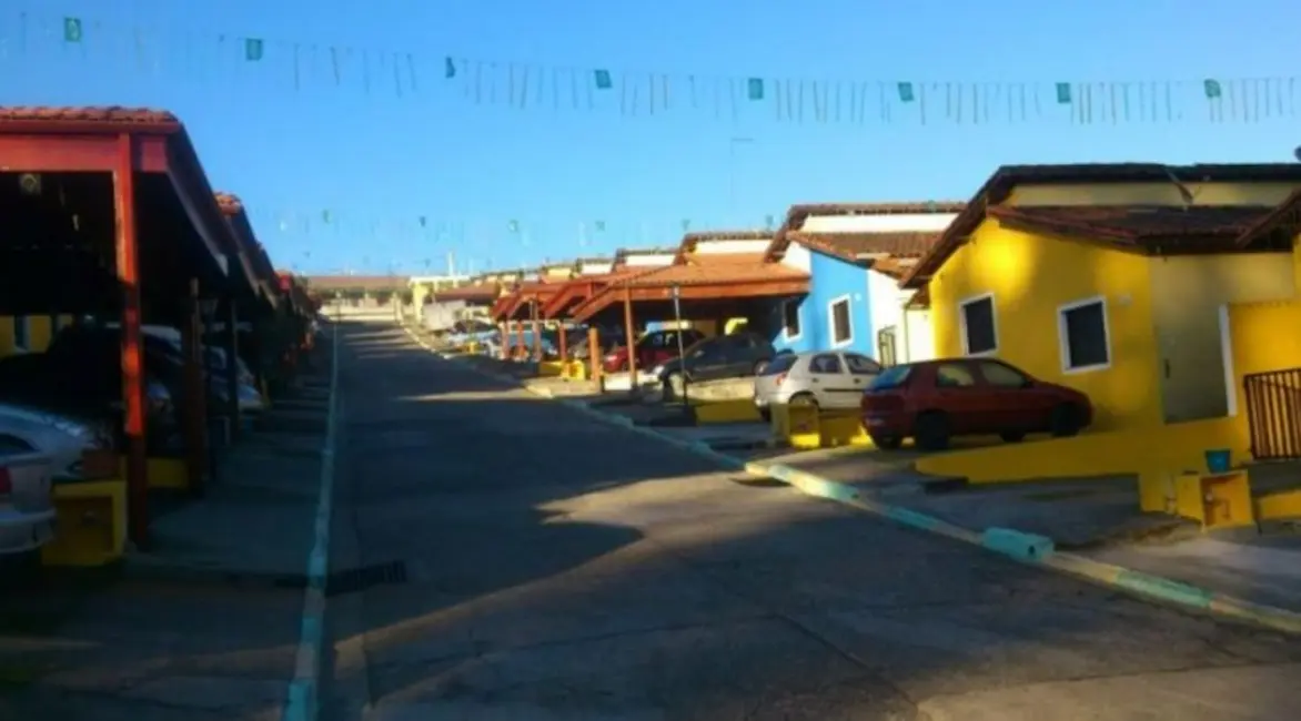 Foto 1 de Casa de Condomínio com 2 quartos à venda, 125m2 em Jardim Carolina, Itaquaquecetuba - SP