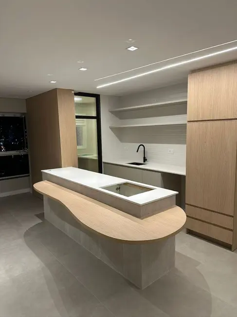 Foto 6 de Apartamento com 2 quartos à venda, 82m2 em Jardim Lilian, Londrina - PR