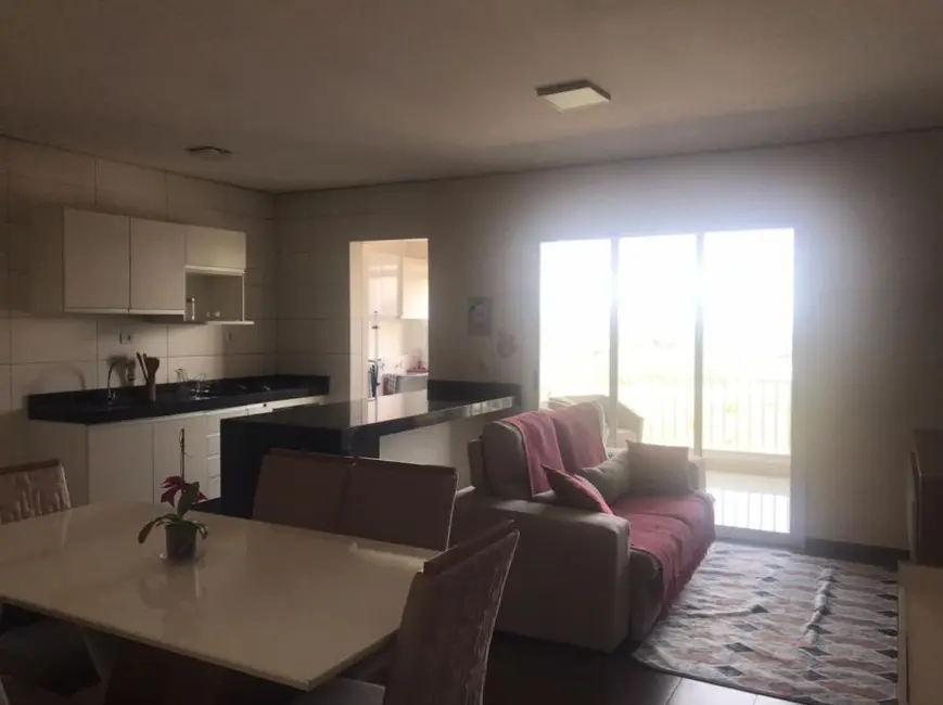 Apartamento com 3 quartos para alugar, 85m2 em Jordanópolis, Aruja - SP - imagem 6 Foto 6 de Apartamento com 3 quartos para alugar, 85m2 em Jordanópolis, Aruja - SP