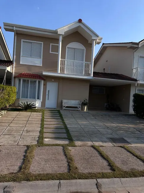 Foto 2 de Casa de Condomínio com 3 quartos à venda, 183m2 em Aruja - SP