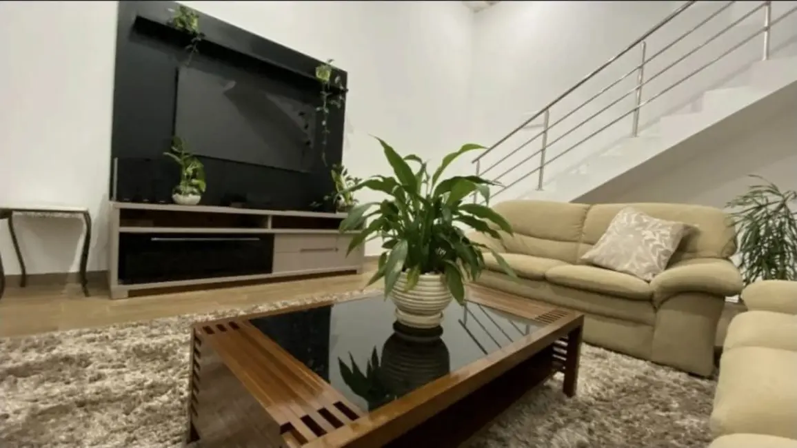 Foto 4 de Casa de Condomínio com 4 quartos à venda, 350m2 em Aruja - SP