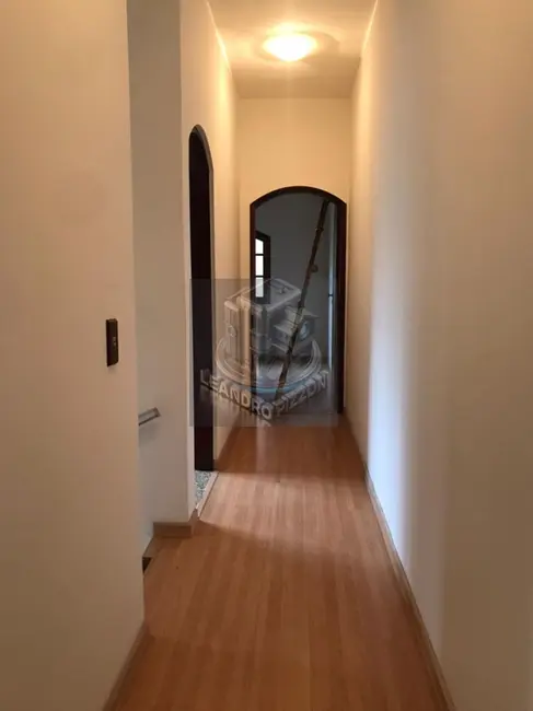 Foto 6 de Casa com 3 quartos para alugar, 140m2 em Jordanópolis, Aruja - SP