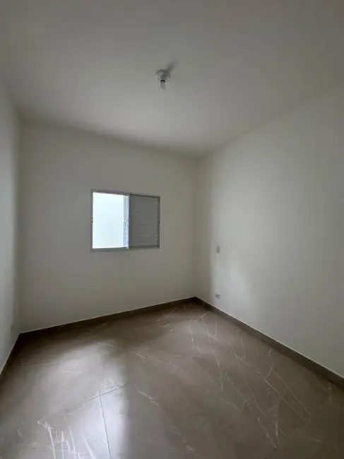 Foto 6 de Casa de Condomínio com 2 quartos para alugar, 120m2 em Mirante do Arujá, Aruja - SP