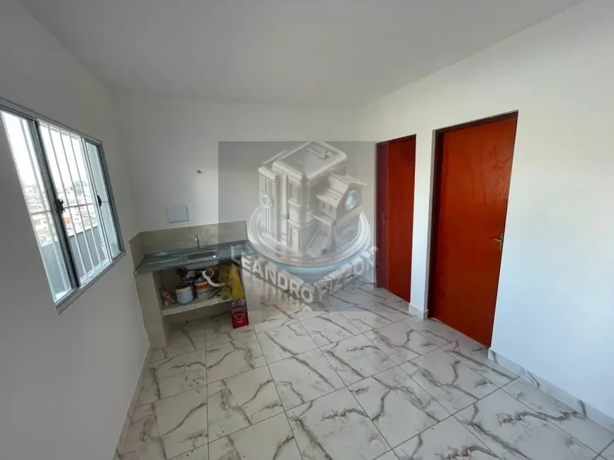 Foto 2 de Kitnet com 1 quarto para alugar, 32m2 em Jardim Pinheiro, Aruja - SP