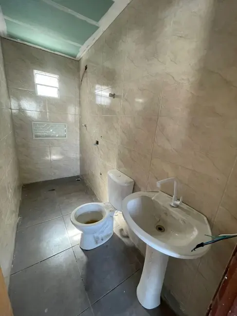 Kitnet com 1 quarto para alugar, 32m2 em Jardim Pinheiro, Aruja - SP - imagem 7 Foto 7 de Kitnet com 1 quarto para alugar, 32m2 em Jardim Pinheiro, Aruja - SP