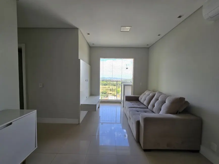 Foto 4 de Apartamento com 3 quartos para alugar, 69m2 em Jordanópolis, Aruja - SP
