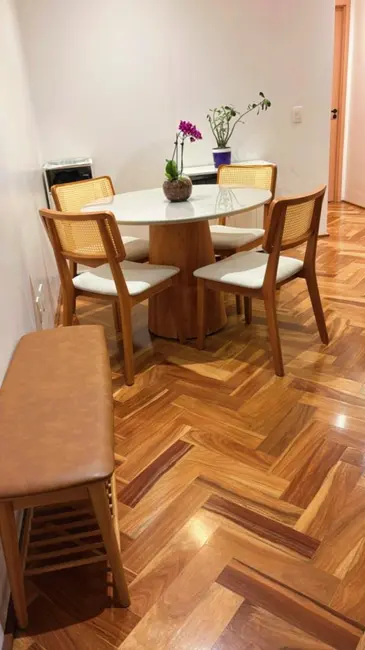 Apartamento com 2 quartos para alugar, 67m2 em Jardim das Cerejeiras, Aruja - SP - imagem 9 Foto 9 de Apartamento com 2 quartos para alugar, 67m2 em Jardim das Cerejeiras, Aruja - SP