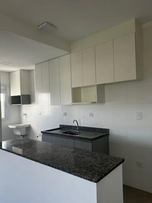 Apartamento com 2 quartos para alugar, 50m2 em Cidade Nova Arujá, Aruja - SP - imagem 4 Foto 4 de Apartamento com 2 quartos para alugar, 50m2 em Cidade Nova Arujá, Aruja - SP