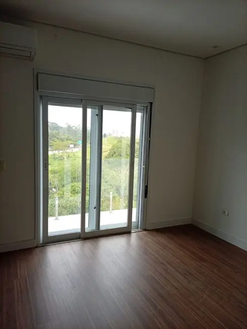 Foto 5 de Casa de Condomínio com 4 quartos à venda, 311m2 em Aruja - SP