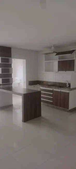 Apartamento com 3 quartos para alugar, 85m2 em Jordanópolis, Aruja - SP - imagem 2 Foto 2 de Apartamento com 3 quartos para alugar, 85m2 em Jordanópolis, Aruja - SP