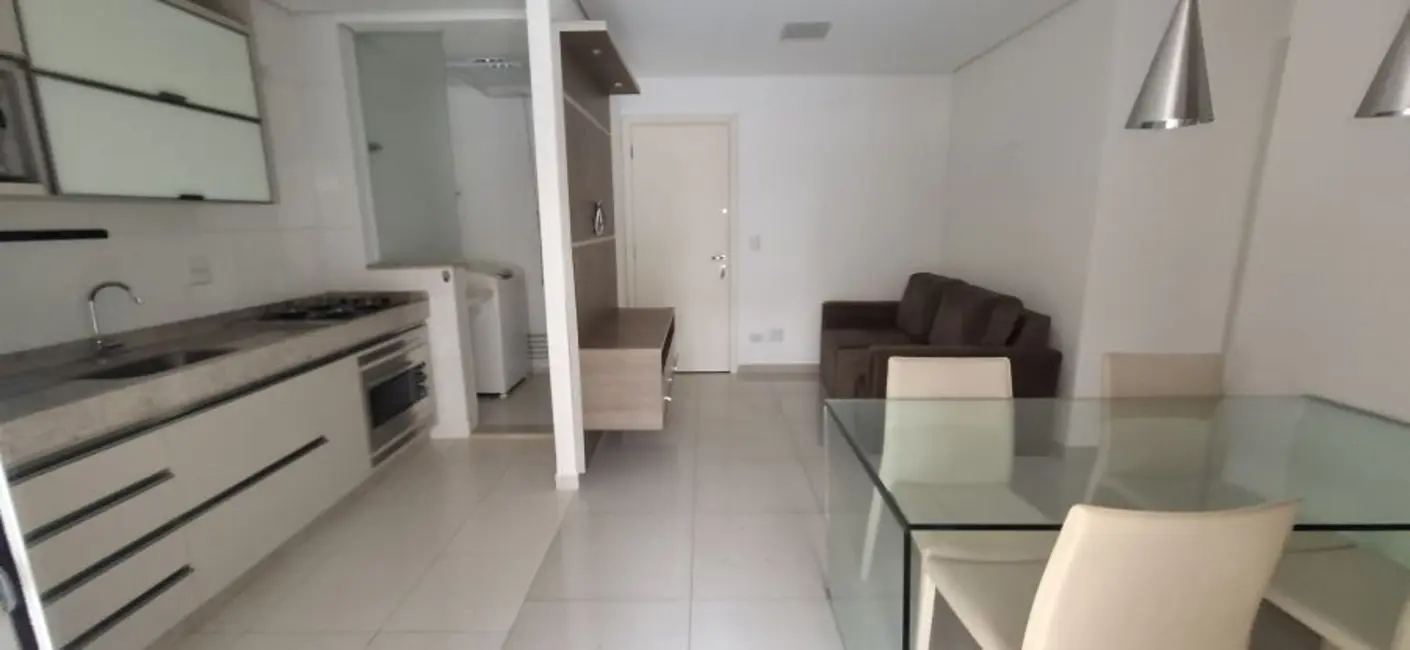Foto 1 de Apartamento com 1 quarto para alugar, 56m2 em Centro, Londrina - PR
