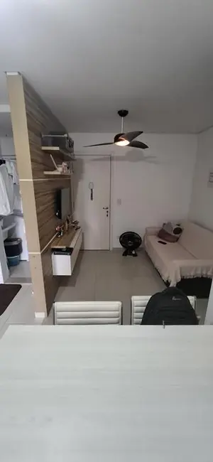 Apartamento com 2 quartos para alugar, 57m2 em Centro, Londrina - PR - imagem 9 Foto 9 de Apartamento com 2 quartos para alugar, 57m2 em Centro, Londrina - PR