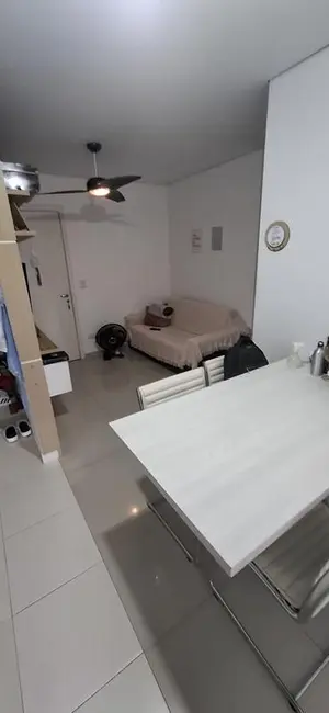 Apartamento com 2 quartos para alugar, 57m2 em Centro, Londrina - PR - imagem 7 Foto 7 de Apartamento com 2 quartos para alugar, 57m2 em Centro, Londrina - PR