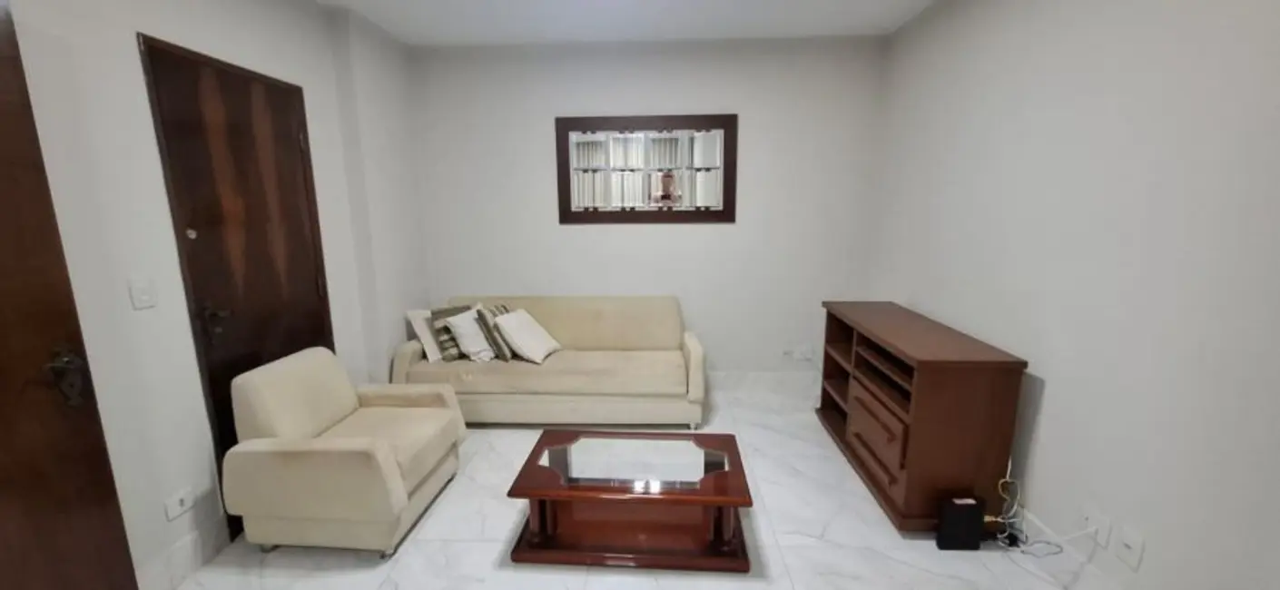 Apartamento com 3 quartos para alugar, 75m2 em Jardim Higienópolis, Londrina - PR - imagem 5 Foto 5 de Apartamento com 3 quartos para alugar, 75m2 em Jardim Higienópolis, Londrina - PR