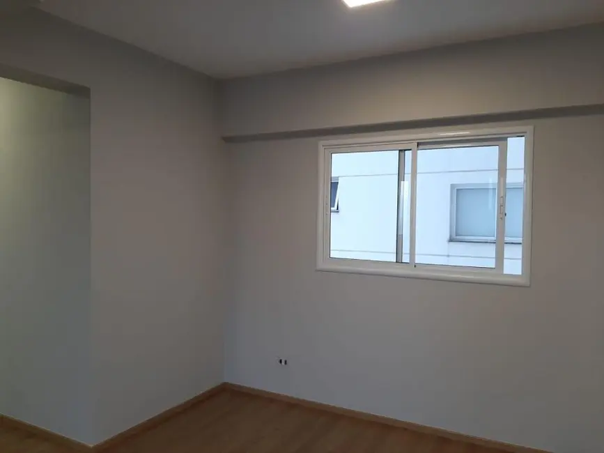 Foto 5 de Apartamento com 2 quartos à venda, 75m2 em Aurora, Londrina - PR