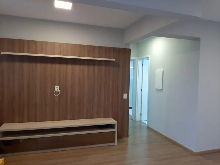 Foto 3 de Apartamento com 2 quartos à venda, 75m2 em Aurora, Londrina - PR