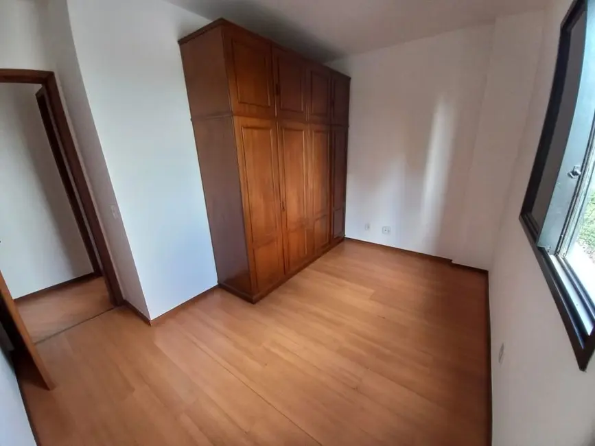 Foto 4 de Apartamento com 3 quartos para alugar, 74m2 em Bela Suiça, Londrina - PR