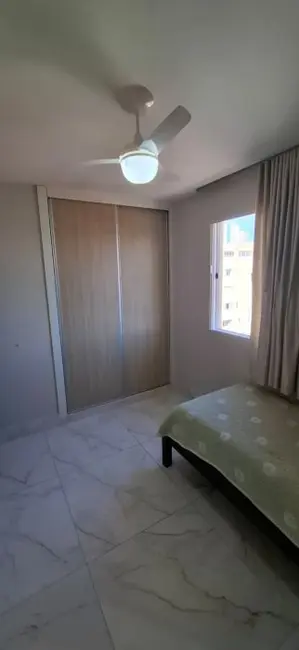 Apartamento com 3 quartos para alugar, 75m2 em Jardim Higienópolis, Londrina - PR - imagem 5 Foto 5 de Apartamento com 3 quartos para alugar, 75m2 em Jardim Higienópolis, Londrina - PR