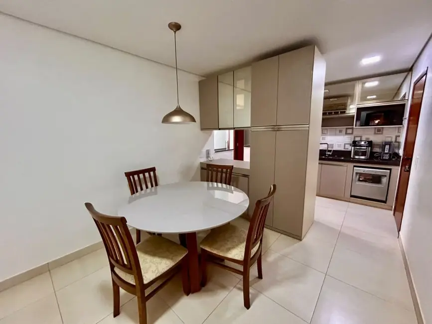 Foto 4 de Apartamento com 3 quartos à venda, 111m2 em Centro, Londrina - PR