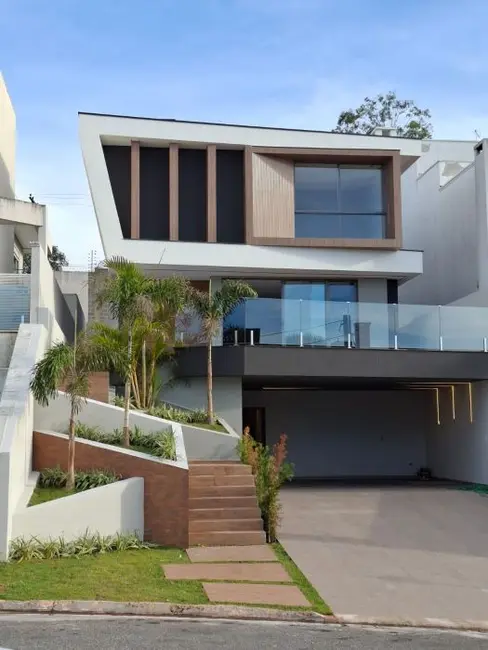 Foto 2 de Casa com 4 quartos à venda, 355m2 em Residencial Real Park, Aruja - SP