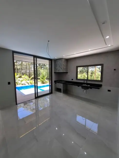 Foto 8 de Casa com 3 quartos à venda, 295m2 em Jardim das Cerejeiras, Aruja - SP