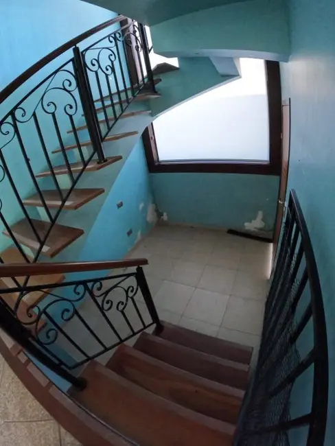 Foto 9 de Casa de Condomínio com 2 quartos à venda, 250m2 em Jardim das Cerejeiras, Aruja - SP