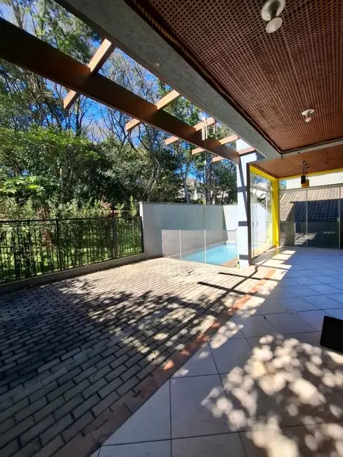 Foto 8 de Casa de Condomínio com 2 quartos à venda, 250m2 em Jardim das Cerejeiras, Aruja - SP