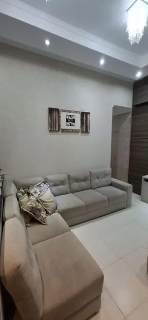 Casa com 3 quartos à venda, 300m2 em Parque Residencial Porto Serguro 2, Londrina - PR - imagem 5 Foto 5 de Casa com 3 quartos à venda, 300m2 em Parque Residencial Porto Serguro 2, Londrina - PR