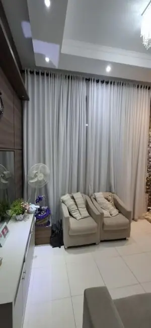 Casa com 3 quartos à venda, 300m2 em Parque Residencial Porto Serguro 2, Londrina - PR - imagem 6 Foto 6 de Casa com 3 quartos à venda, 300m2 em Parque Residencial Porto Serguro 2, Londrina - PR