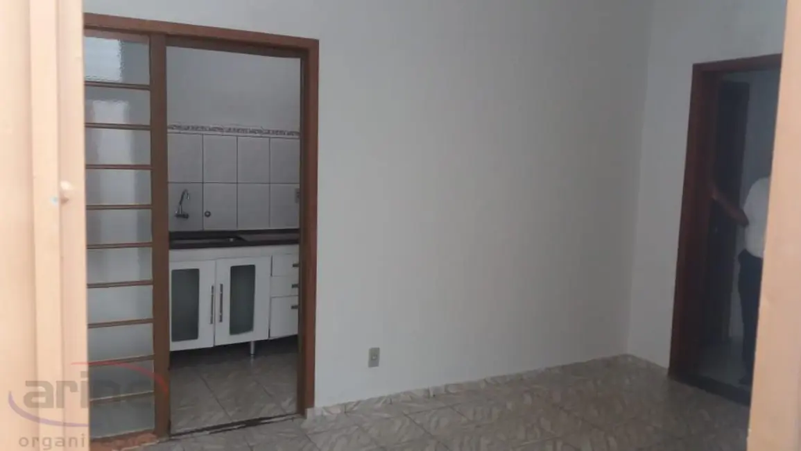 Foto 2 de Casa com 2 quartos à venda, 100m2 em Cidade Aracy, Sao Carlos - SP