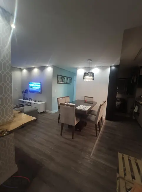 Foto 2 de Apartamento com 2 quartos à venda, 58m2 em Vila Falchi, Maua - SP