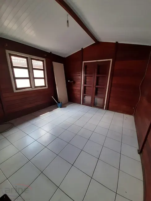 Sobrado com 2 quartos para alugar, 115m2 em Jardim Santa Lídia, Maua - SP - imagem 7 Foto 7 de Sobrado com 2 quartos para alugar, 115m2 em Jardim Santa Lídia, Maua - SP