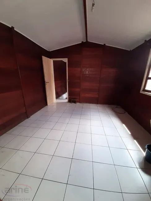 Sobrado com 2 quartos para alugar, 115m2 em Jardim Santa Lídia, Maua - SP - imagem 9 Foto 9 de Sobrado com 2 quartos para alugar, 115m2 em Jardim Santa Lídia, Maua - SP